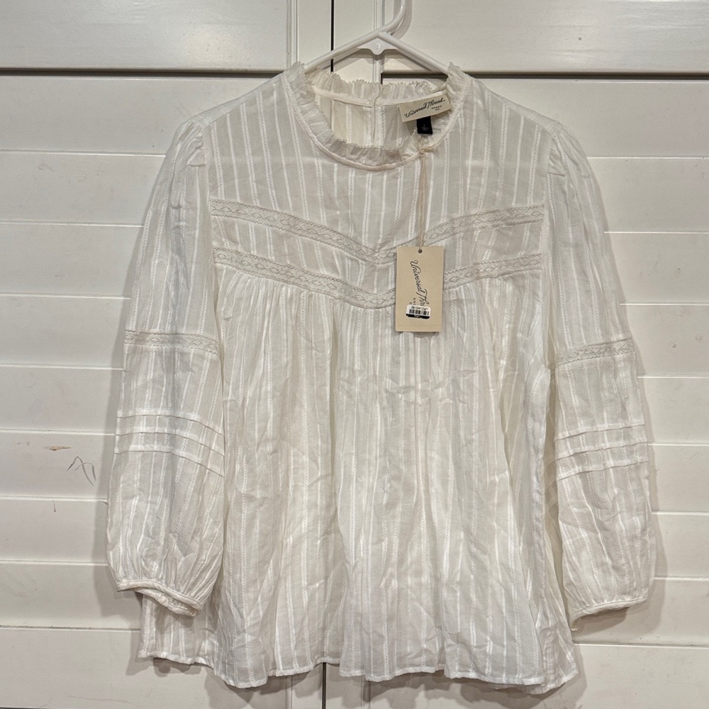 Universal Thread White Textured Blouse - image 1